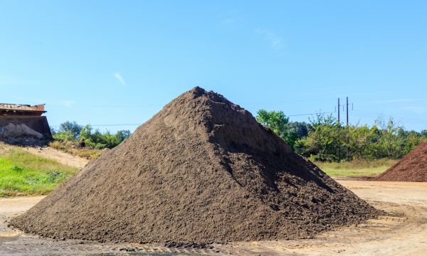 Black Dirt Delivery in Palmetto