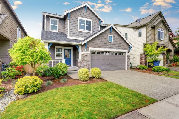 Curb Appeal Landscaping in Palmetto