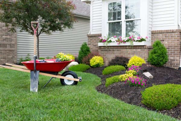 Flower Bed Installation in Palmetto
